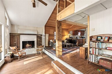 1392 E Market St, Lockhart, TX 78644 - photo 7