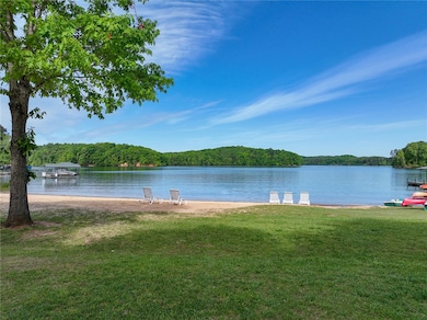 201 Oconee Ave, Chickasaw Point, SC 29693 - photo 6