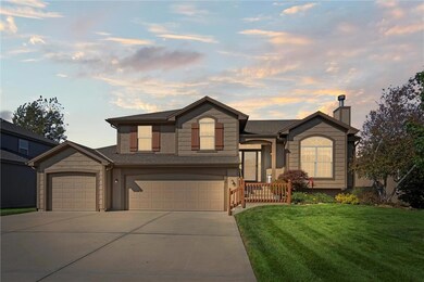 21066 S Skyview Ln, Spring Hill, KS 66083 - photo 2