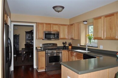 431 Fairways Ln, Chelsea, MI 48118 - photo 4