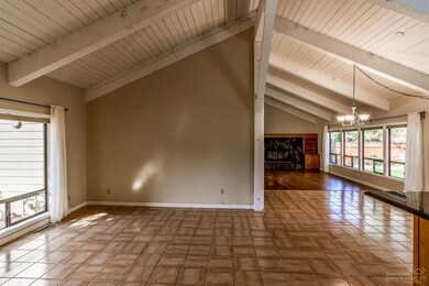 1818 NE Crestridge Dr, Bend, OR 97701 - photo 3