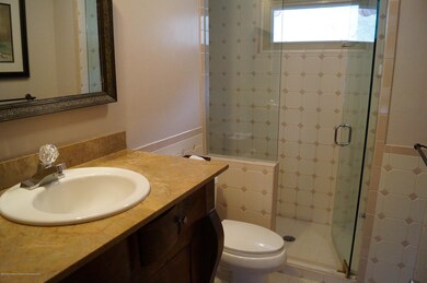 Master Bath.JPG