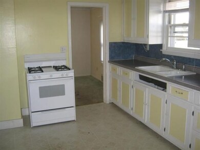 2001 43rd St, Rock Island, IL 61201 - photo 3