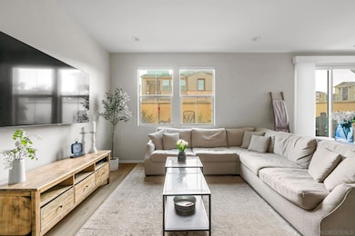 1935 Avenida Citron unit 109, Chula Vista, CA 91913 - photo 2