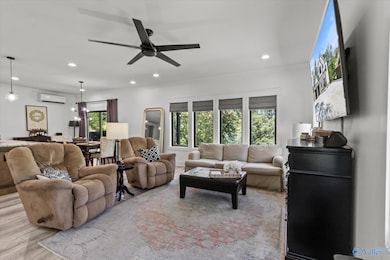 286 Mitchell Hollow Rd, Grant, AL 35747 - photo 5