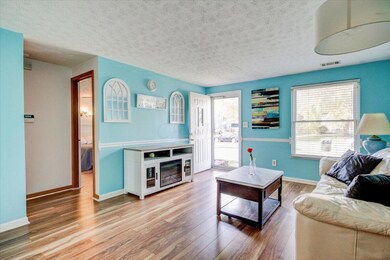 04-Living Room