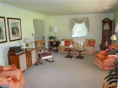 14 Macbride Dr, Spring City, PA 19475 - photo 4