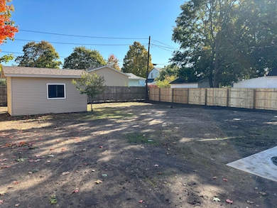 805 N Nottawa St, Sturgis, MI 49091 - photo 2