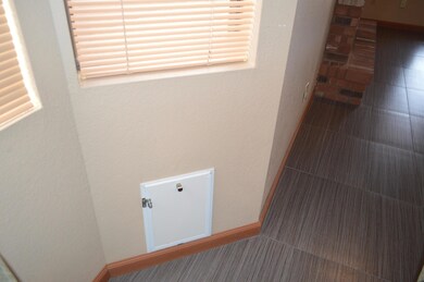 Bult-in doggie door