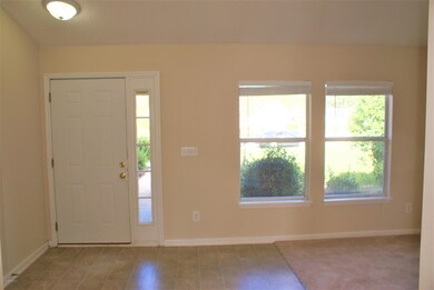 11555 Tori Ln, Jacksonville, FL 32218 - photo 3