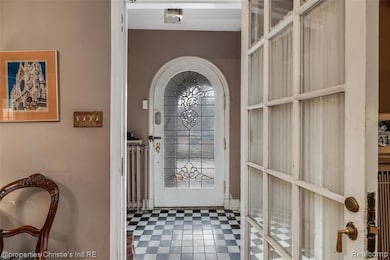 1686 Balmoral Dr, Detroit, MI 48203 - photo 2