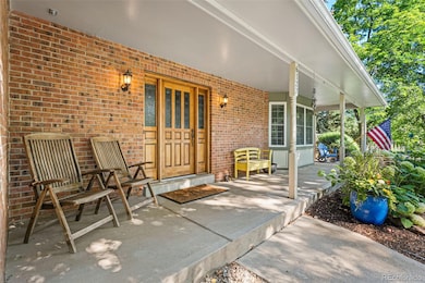 6127 S Coventry Ln E, Littleton, CO 80123 - photo 2