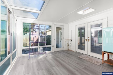 2247 Oregon Ct, Woodburn, OR 97071 - photo 3