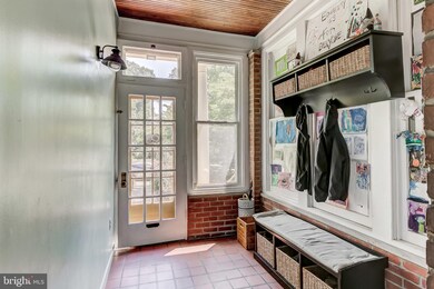 4132 Roland Ave, Baltimore, MD 21211 - photo 5