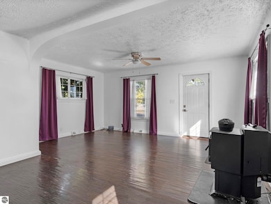 111 W Fourteenth St, Traverse City, MI 49684 - photo 3