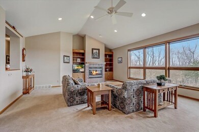 N8551 Freidig Rd, Brooklyn, WI 53521 - photo 7