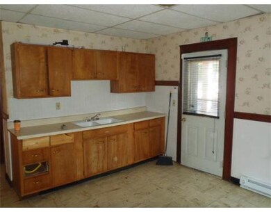 62 Rivers Ave unit 1L, Chicopee, MA 01013 - photo 5