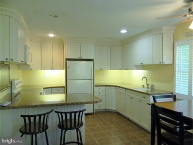 1080 Willow St, Southampton, PA 18966 - photo 3