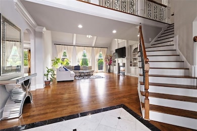 585 Settles Brook Ct, Suwanee, GA 30024 - photo 5