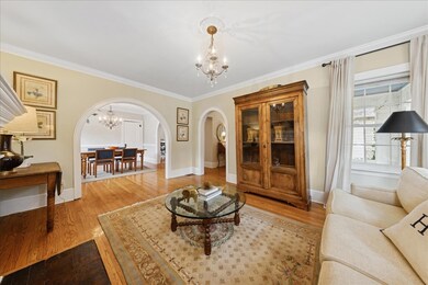 230 Holmes Ave, Clarendon Hills, IL 60514 - photo 5