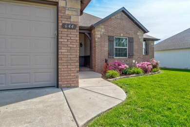 644 N Maplewood Hills Rd, Nixa, MO 65714 - photo 3