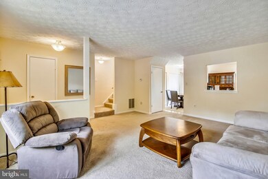 18700 Winding Creek Place, Germantown, MD 20874 - photo 7