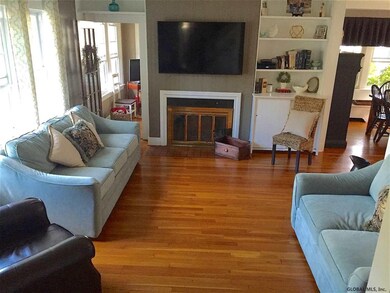 352 Marshland Ct, Troy, NY 12180 - photo 7