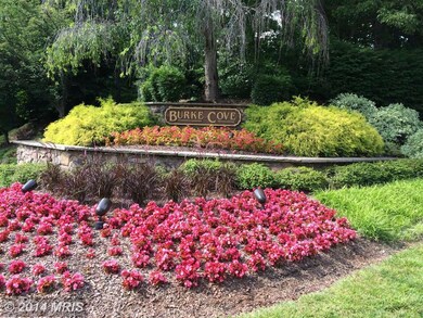 5801 Cove Landing Rd unit 201, Burke, VA 22015 - photo 2