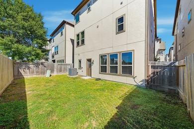 4011 Centre Glen Dr, Houston, TX 77043 - photo 2