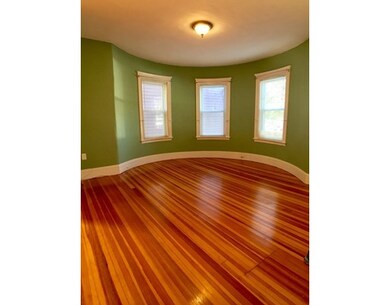 822 Centre St unit 3, Jamaica Plain, MA 02130 - photo 3