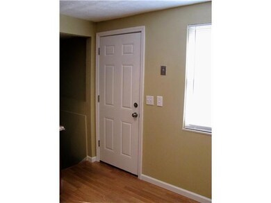 5662 Tamarack Blvd, Columbus, OH 43229 - photo 7