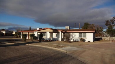 15096 Homestead Dr, El Paso, TX 79928 - photo 5