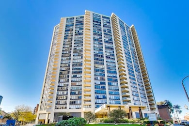 Lake Park Plaza unit 2912, Chicago, IL 60613 - photo 2