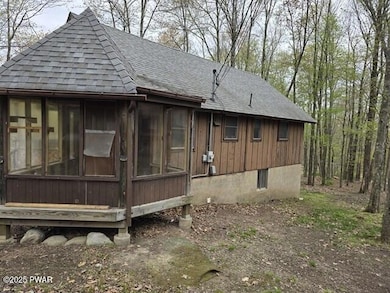 1011 Hidden Valley Ct, Lake Ariel, PA 18436 - photo 3