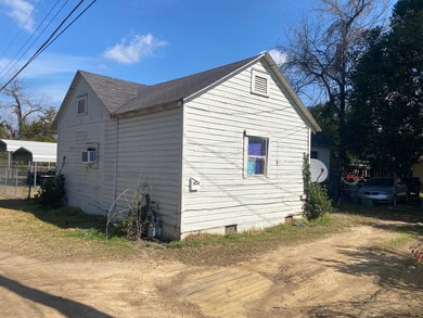 404 N Lee St, Fitzgerald, GA 31750 - photo 5