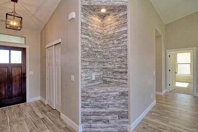 689 Strathearn Dr unit B, Grand Junction, CO 81504 - photo 3