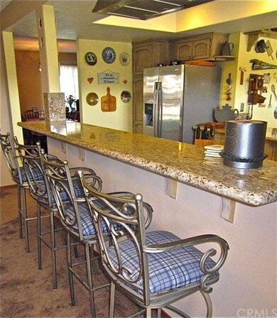 Bar stools included!