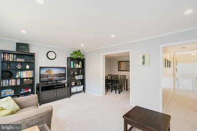 7126 Lasting Light Way, Columbia, MD 21045 - photo 5