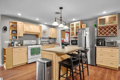 8784 Michigan 66, Fife Lake, MI 49633 - photo 6