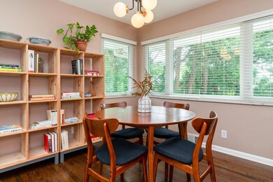 2826 Wellesley Rd-16