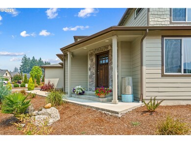 556 Fairway Estates Dr, Sutherlin, OR 97479 - photo 4