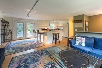 161 Pondview Dr, Amherst, MA 01002 - photo 6