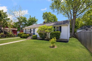 82 Marion Ave S, Cranston, RI 02905 - photo 4