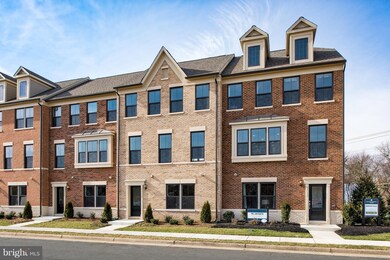 3743 Signal Knob Ct, Falls Church, VA 22041 - photo 3