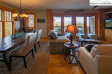 1076 Ridge Haven Pkwy unit RW-3, Banner Elk, NC 28604 - photo 4