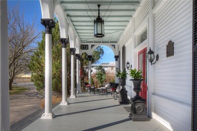 120 Miantonomi Ave, Middletown, RI 02842 - photo 3