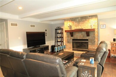 9113 Allman Rd, Lenexa, KS 66219 - photo 3