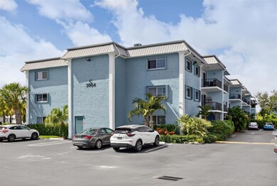 3004 NE 5th Terrace unit 214C, Wilton Manors, FL 33334 - photo 3