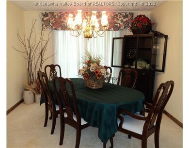 Dining Room. Spacious dining room