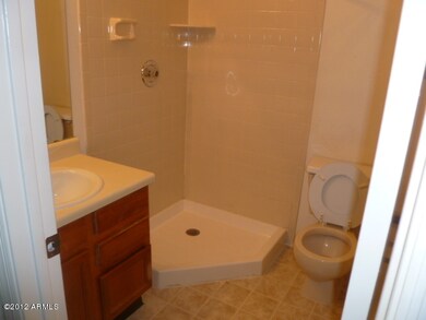 3/4 BATHROOM